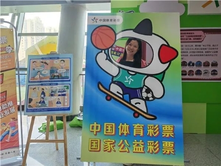 并广泛传播 并广泛传播